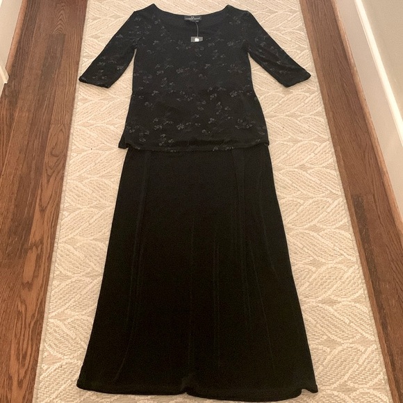 Carole Little Vintage 2-piece Top & Skirt, Dressy, 3/4 Sleeves, Sparkly Top, NWT - Picture 2 of 15
